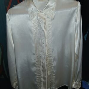 Jaclyn Smith Silky Cream Blouse
